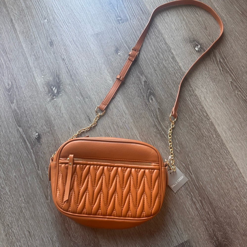Falls Creek Brown Quilted Crossbody Bag NWT Gold Chain Strap Pocket